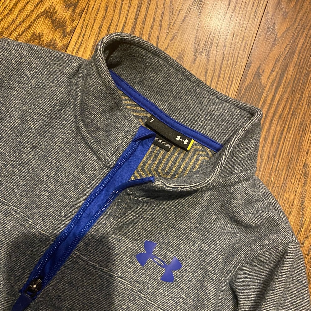 Boys Under Armour 1/2 Zip Fleece Sweater - Size 7